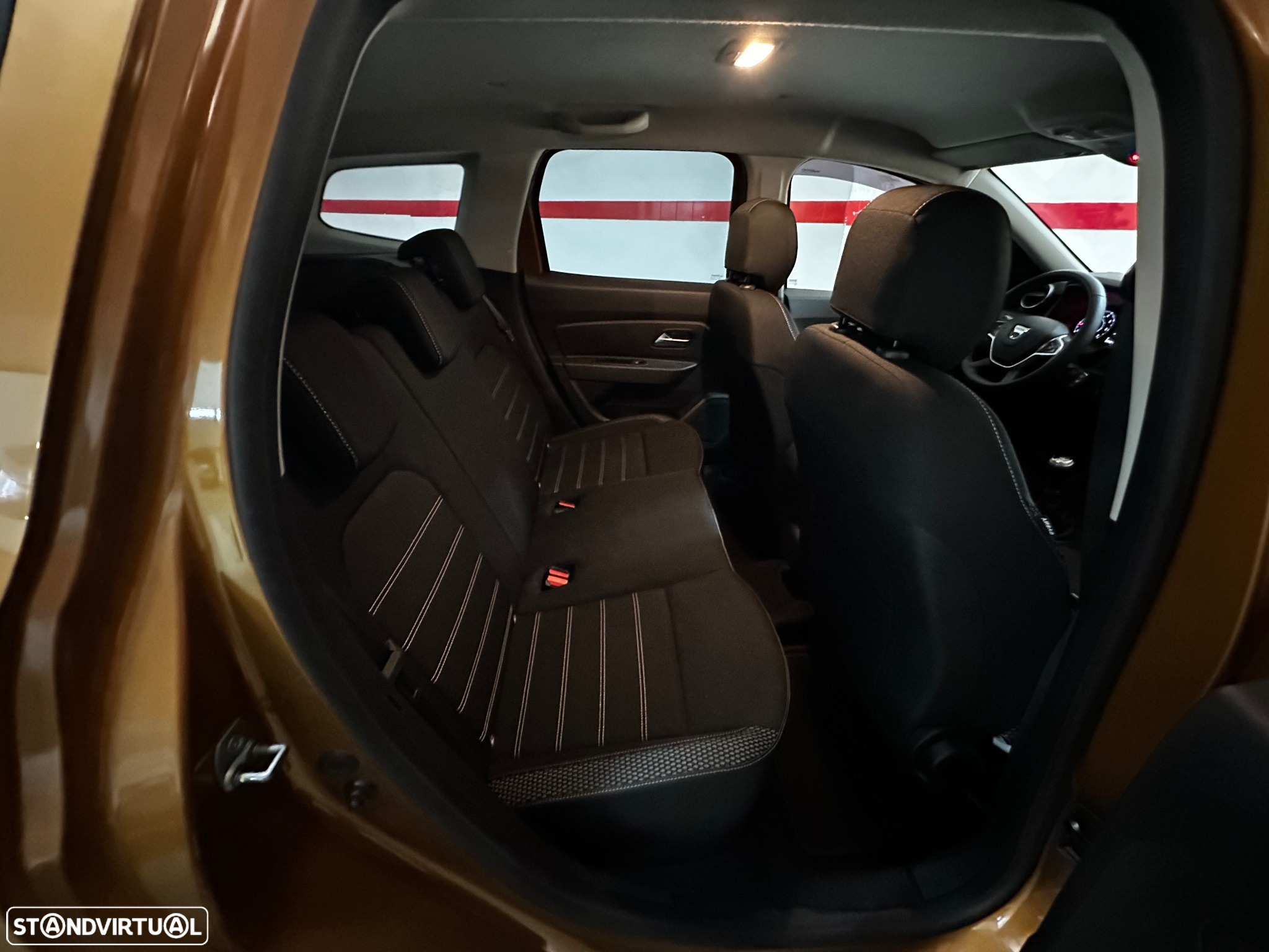 Dacia Duster 1.2 TCe Pack - 12