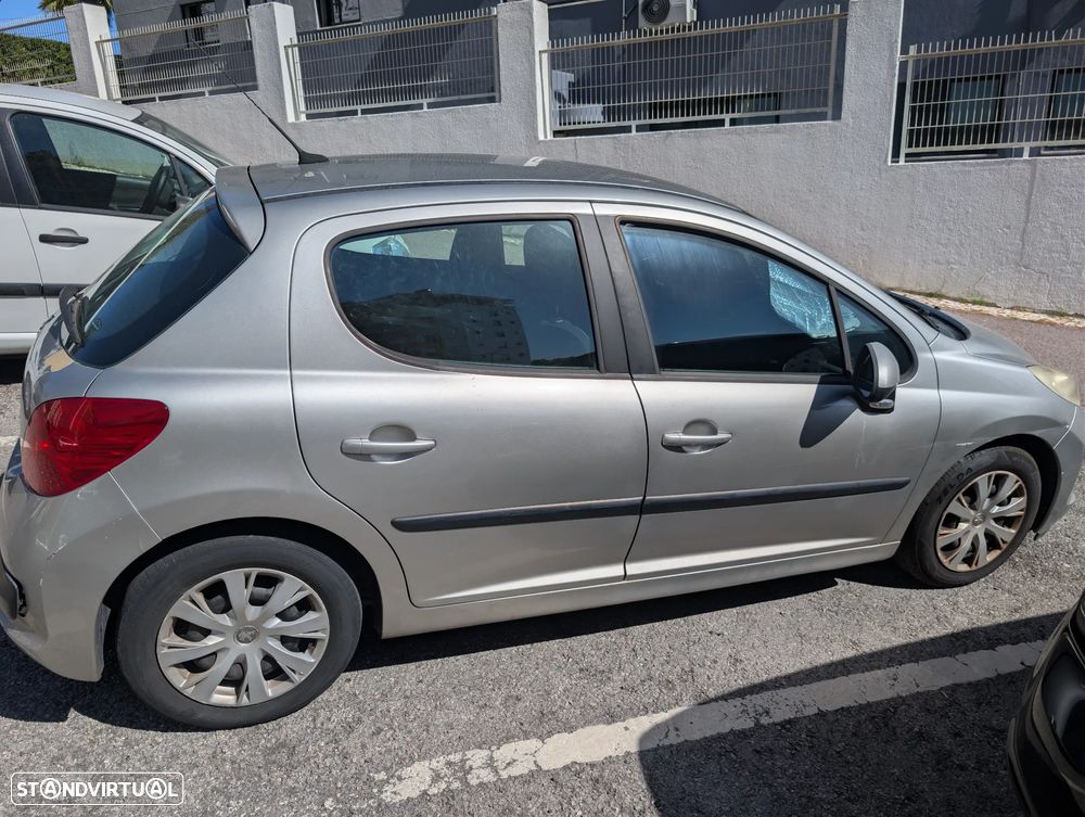 Peugeot 207 1.4 HDi Trendy - 4
