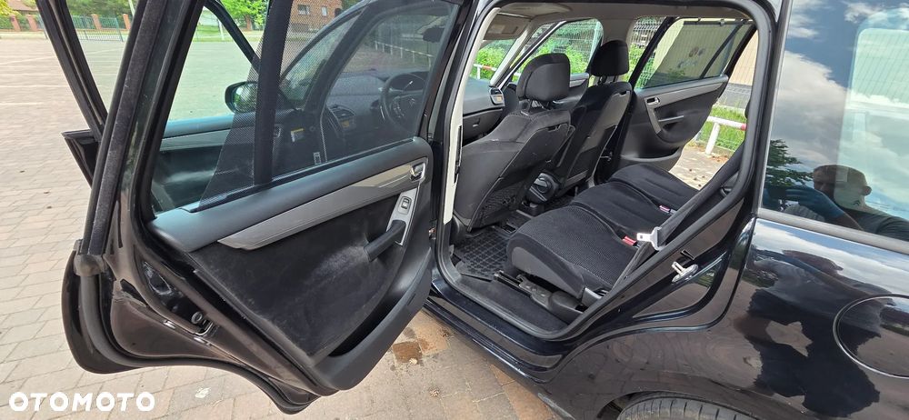 Citroën C4 Grand Picasso 2.0 HDi FAP EGS6 Exclusive - 16