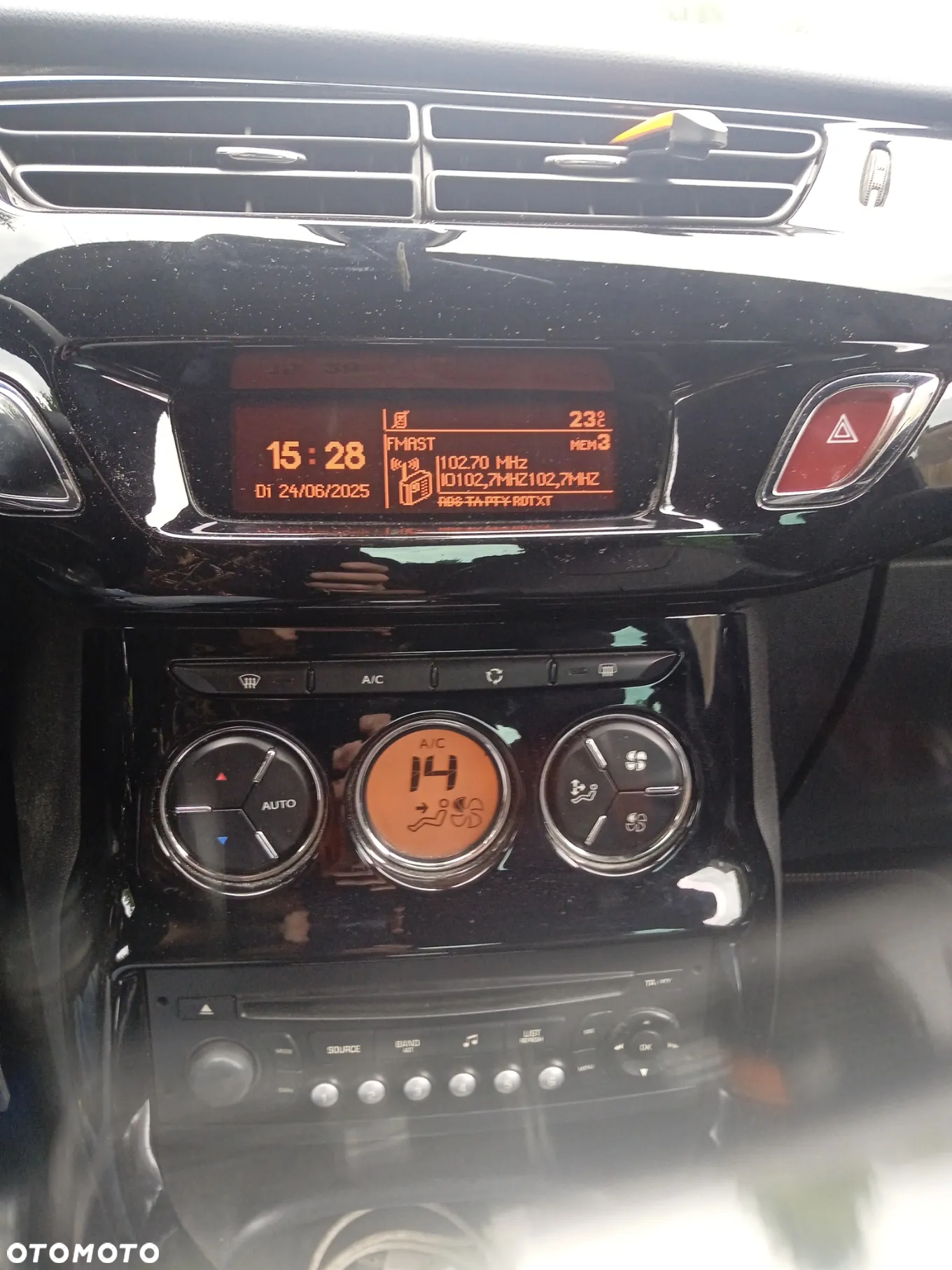 Citroën DS3 1.6 e-HDi SoChic - 10