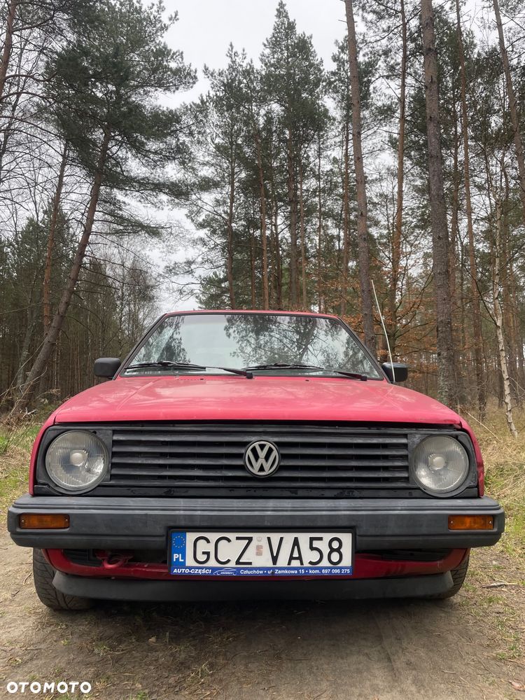 Volkswagen Golf 1.6 GL D - 2