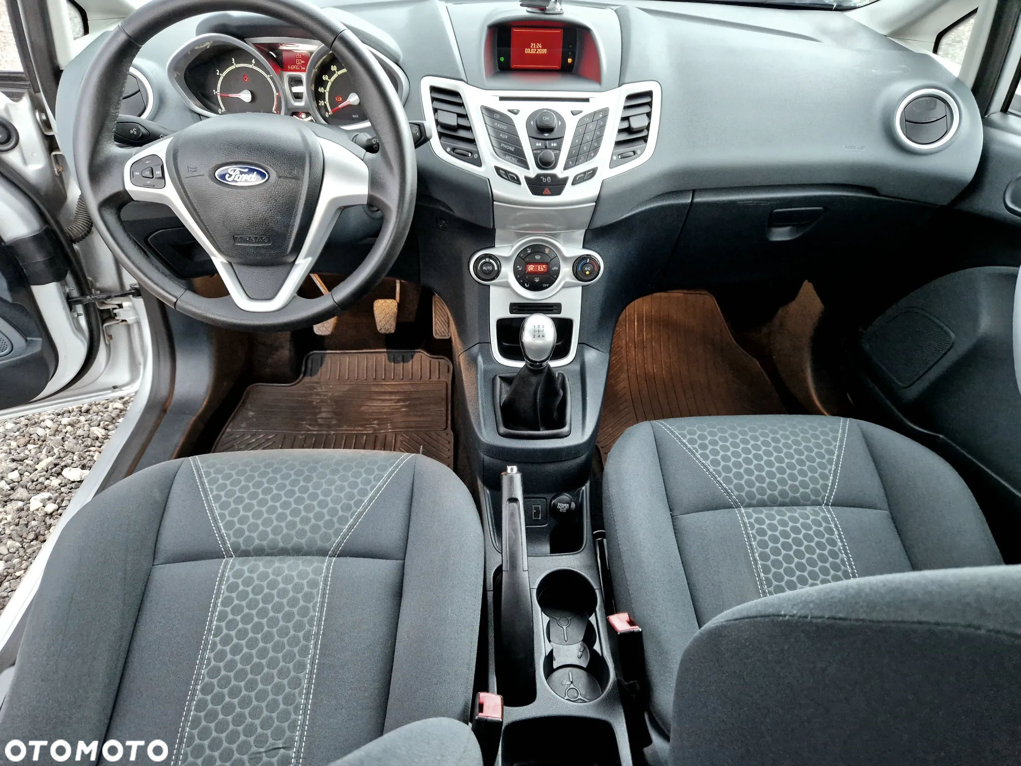 Ford Fiesta 1.4 Titanium - 18