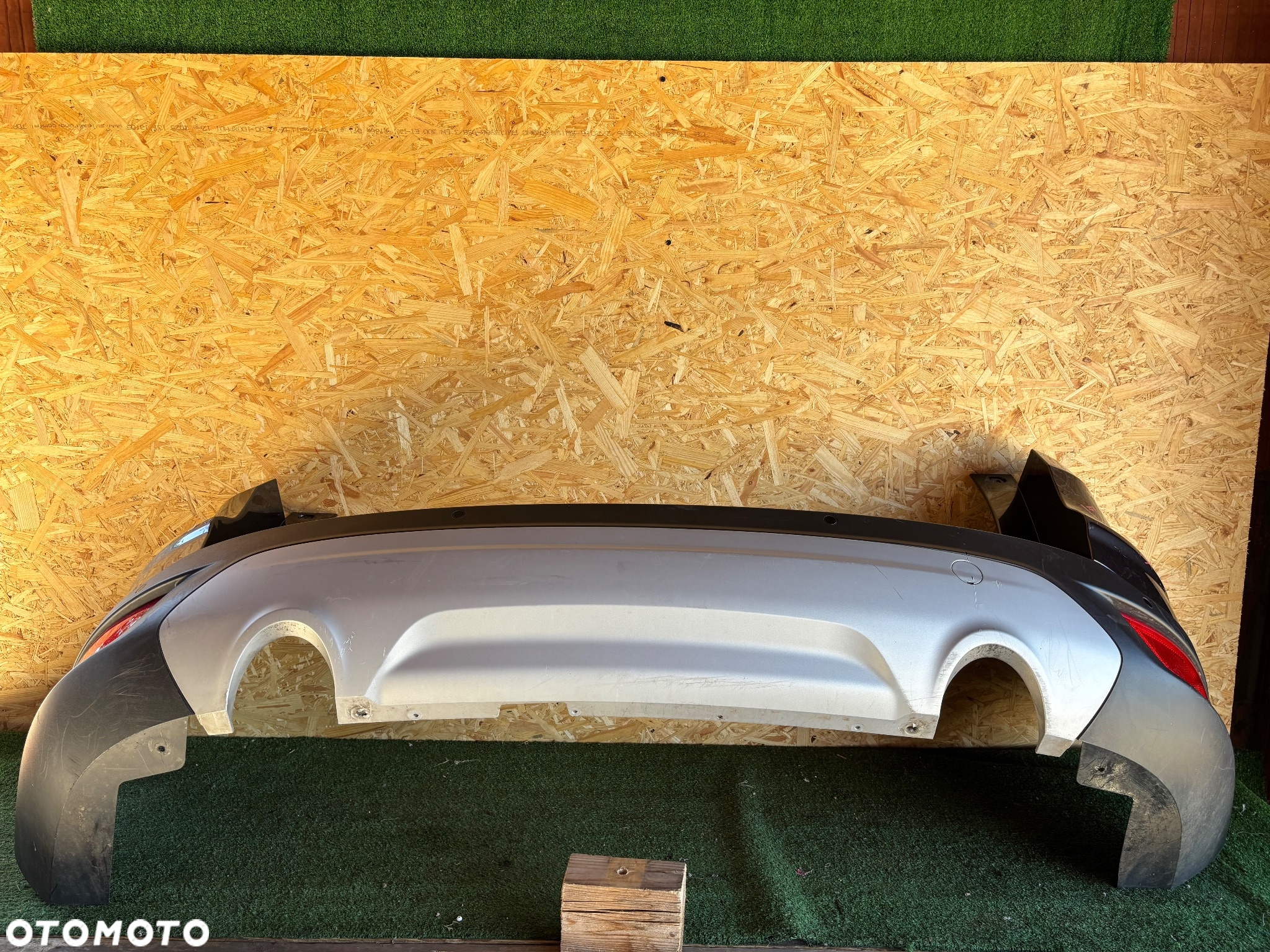 Ford Kuga MK2 lift  16-19 zderzak tył - 4