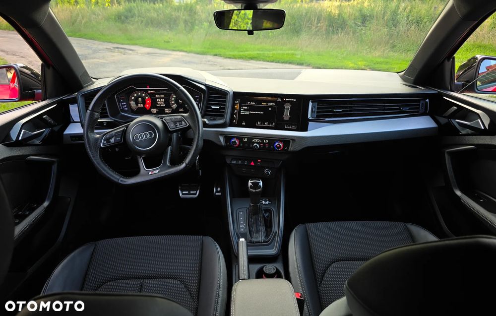 Audi A1 Sportback 30 TFSI S-Line S-tronic - 11