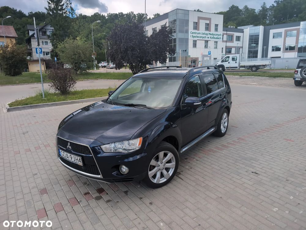 Mitsubishi Outlander - 4