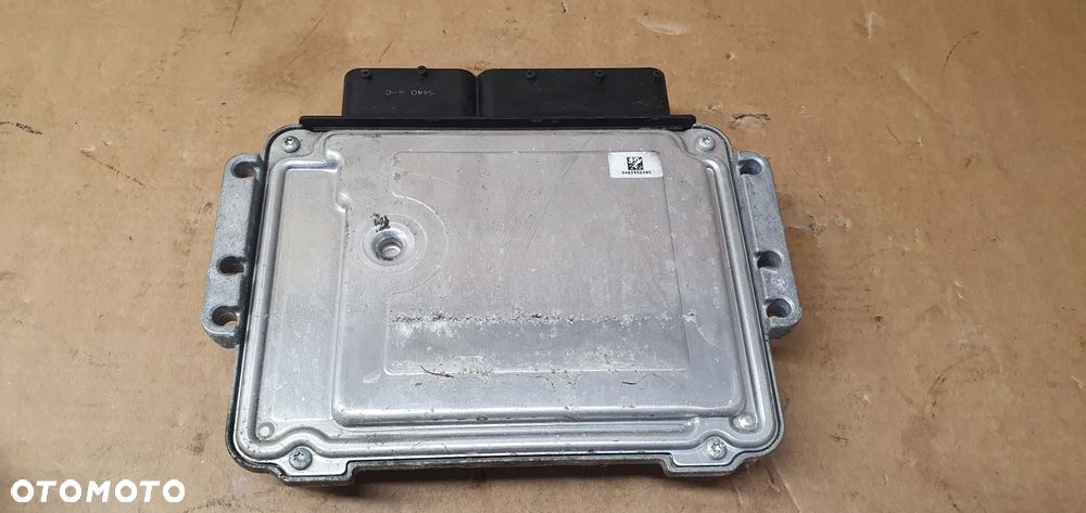 Komputer sterownik silnika Kia Sportage III 1.7 CRDI 39120-2A051 - 4