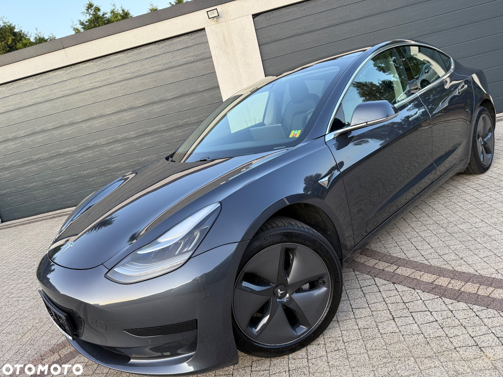 Tesla Model 3 Allradantrieb Dual Motor - 3