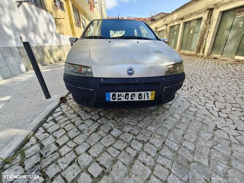 Fiat Punto 1.2 16V HLX - 2