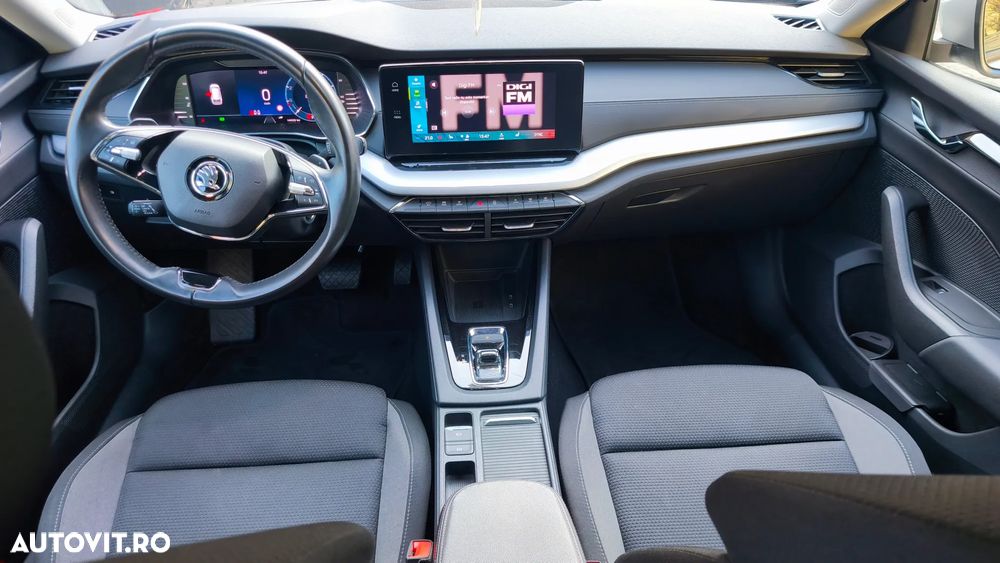 Skoda Octavia 2.0 TDI DSG Tour - 17