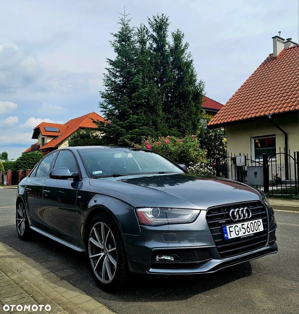 Audi A4 Limousine