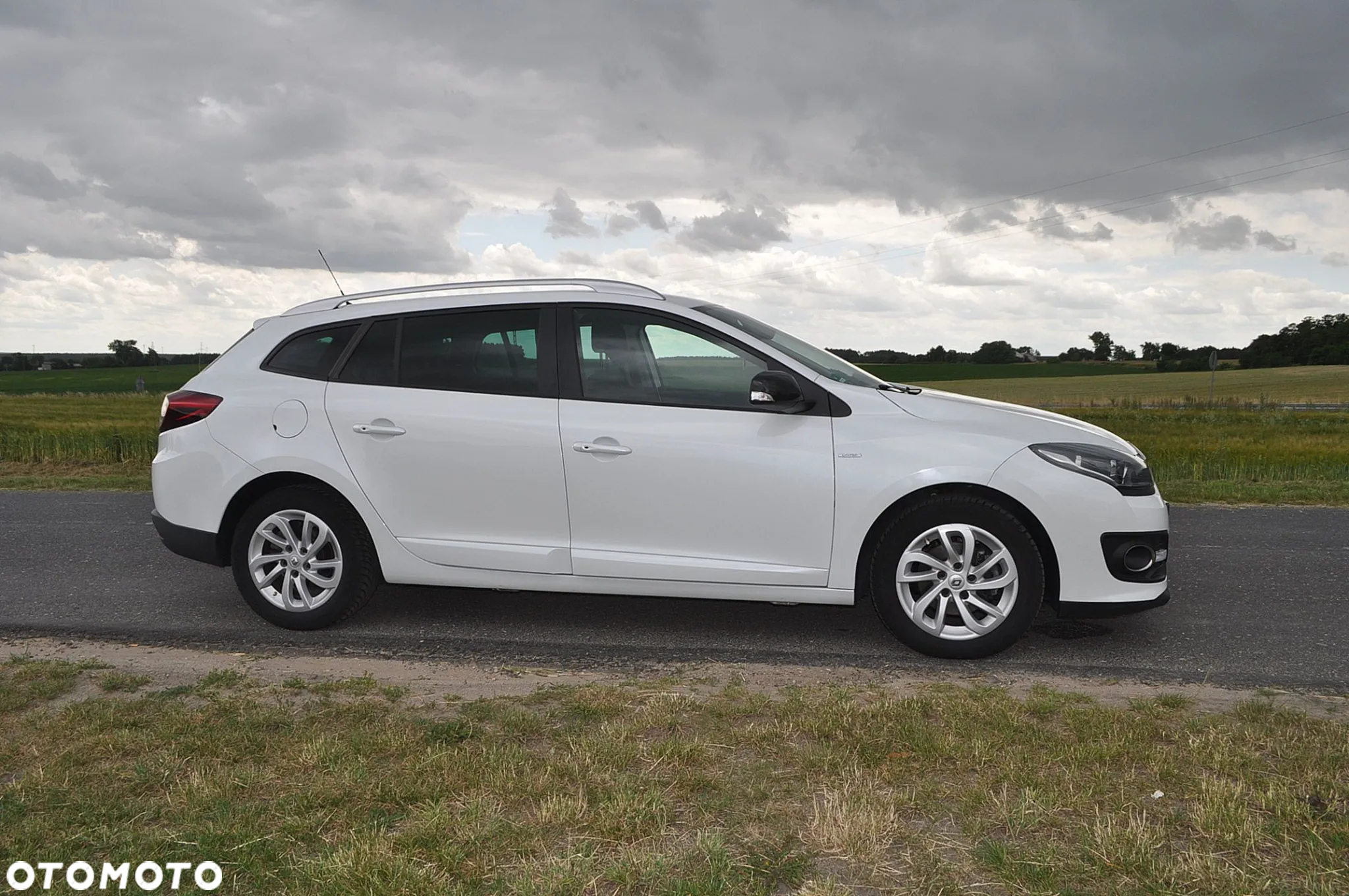 Renault Megane 1.5 dCi Limited EDC EU6 - 3