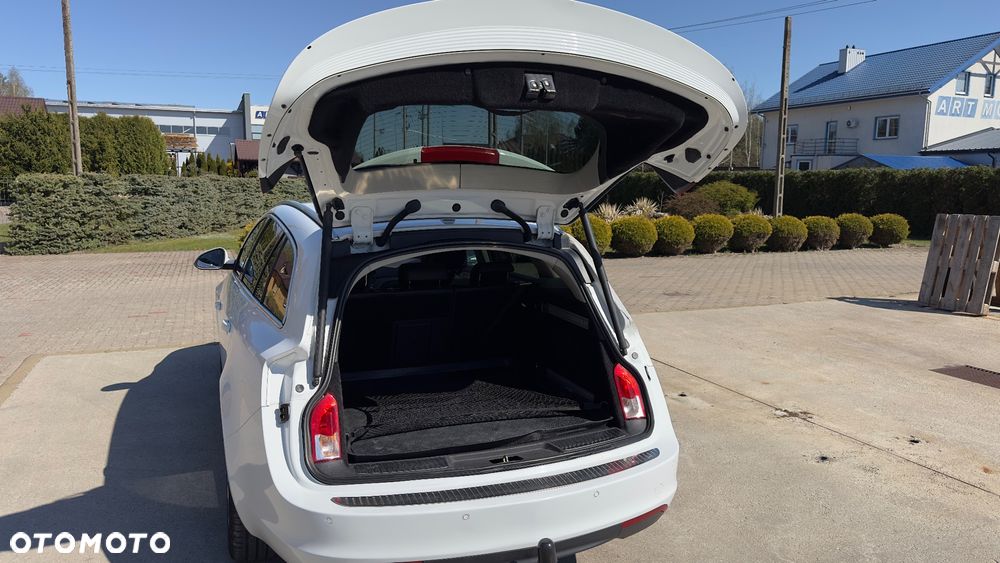 Opel Insignia 2.0 CDTI Cosmo - 7