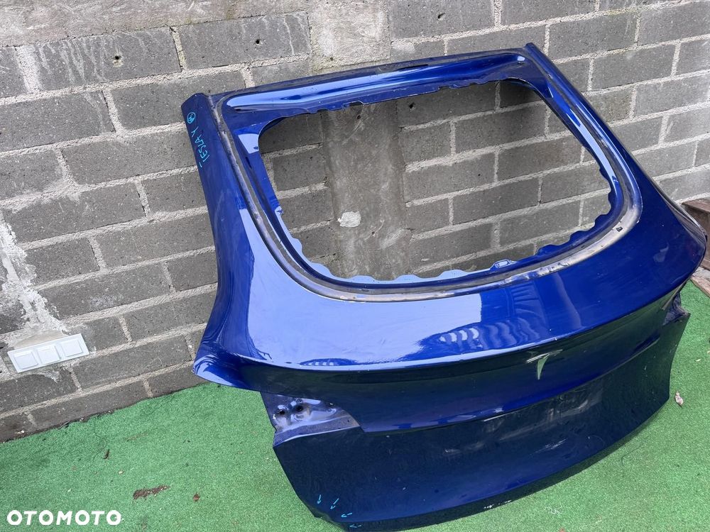 TESLA Y 20- KLAPA BAGAŻNIKA ORG EU - 2