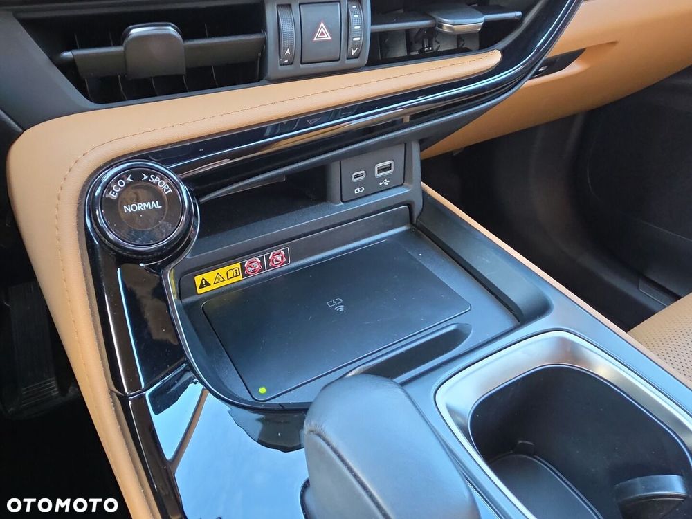 Lexus NX 350h Prestige 2WD - 17