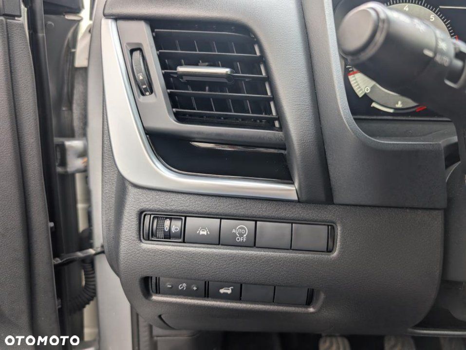 Nissan Qashqai - 14