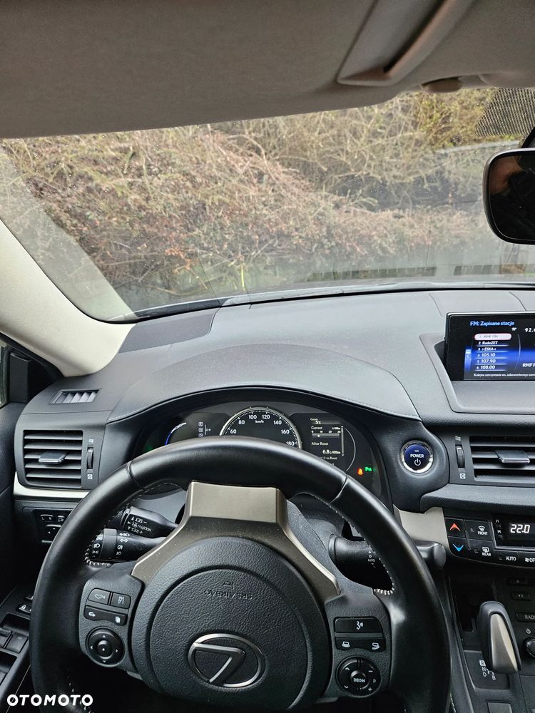 Lexus CT 200h Business Edition - 9