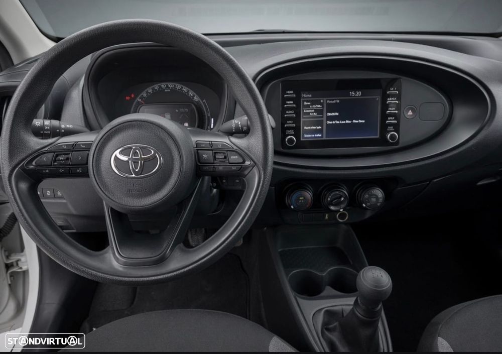 Toyota Aygo X Play - 11