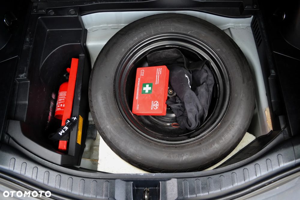 Toyota RAV4 2.0 Prestige MS - 32