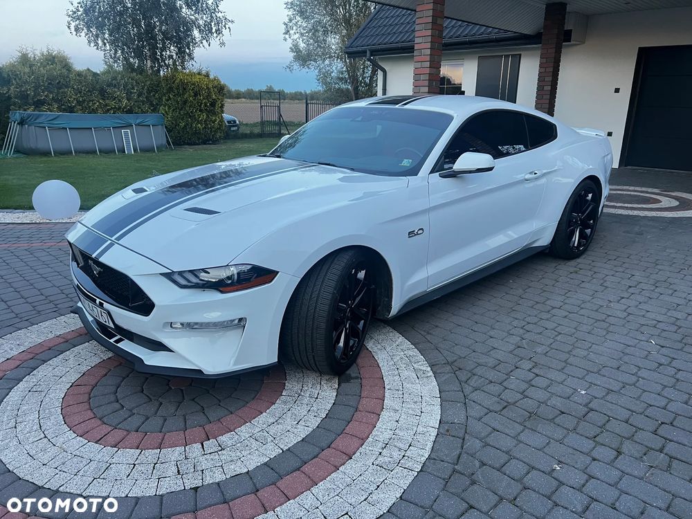 Ford Mustang 5.0 V8 GT - 2