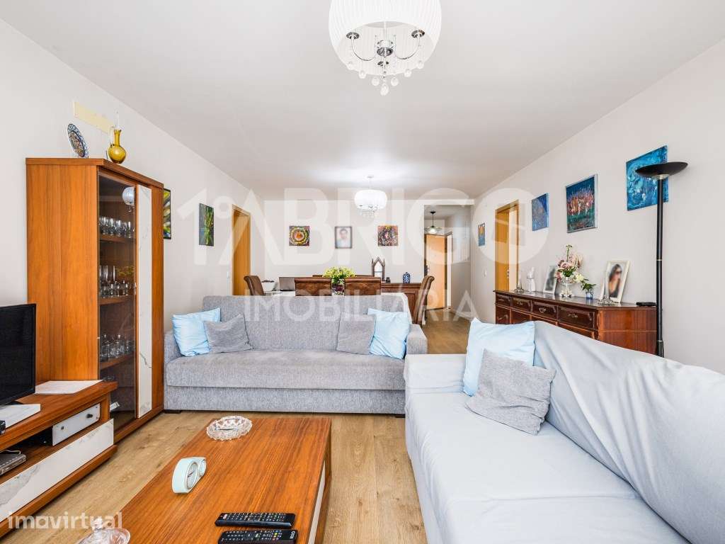 T4 Duplex no centro da Marinha Grande - Grande imagem: 4/46