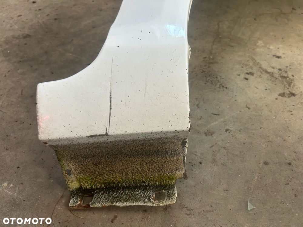 BŁOTNIK LEWY PRAWY PRZÓD FORD FIESTA MK7 - 11