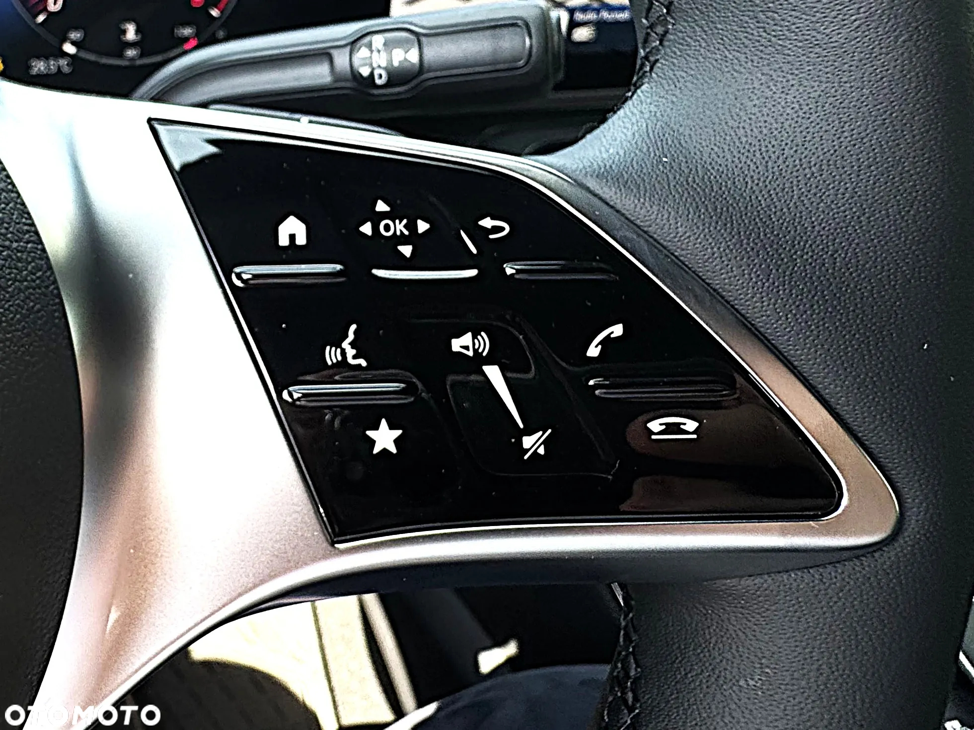Mercedes-Benz Klasa V 300 d 4-Matic Avantgarde 9G-Tronic (d³ugi) - 32