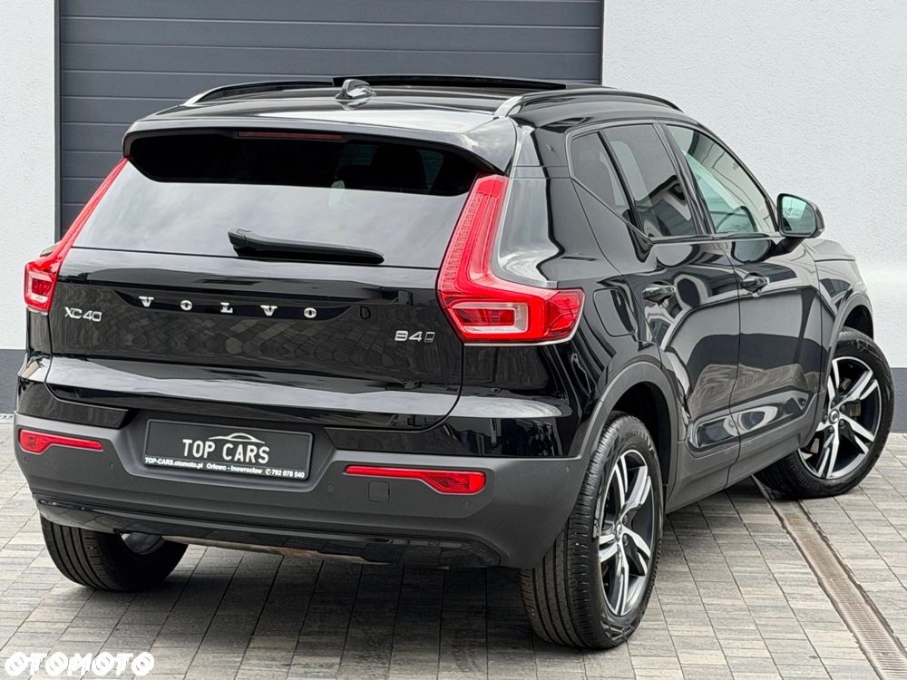 Volvo XC 40 B4 B AWD DKG RDesign - 20