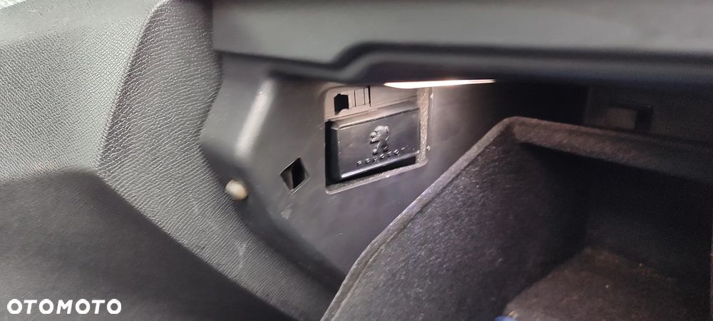 Peugeot 3008 BlueHDi 180 Stop & Start EAT6 GT - 27