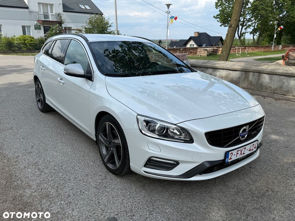 Volvo V60 D4 Drive-E R-Design Summum - 17