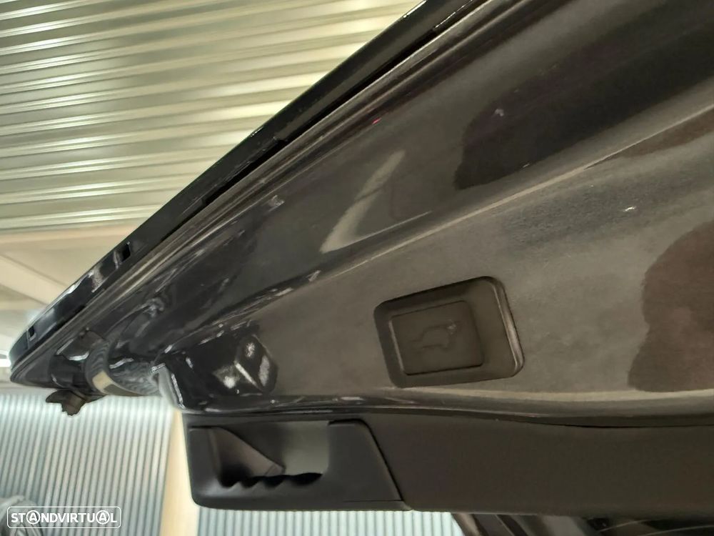 Toyota RAV4 2.5 HDF Square Collection - 31