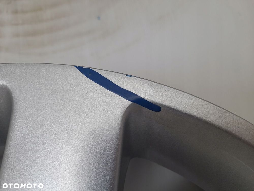 Felga aluminiowa Alutec A807 8.0" x 17" 5x120 ET20 - 4