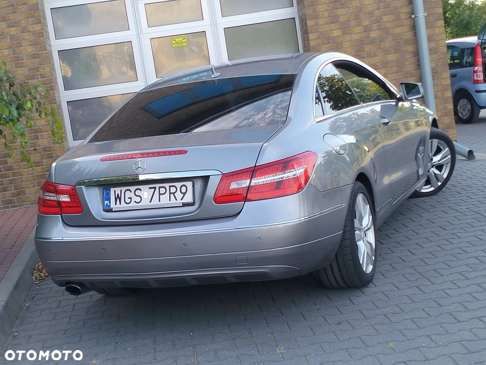 Mercedes-Benz Klasa E - 8