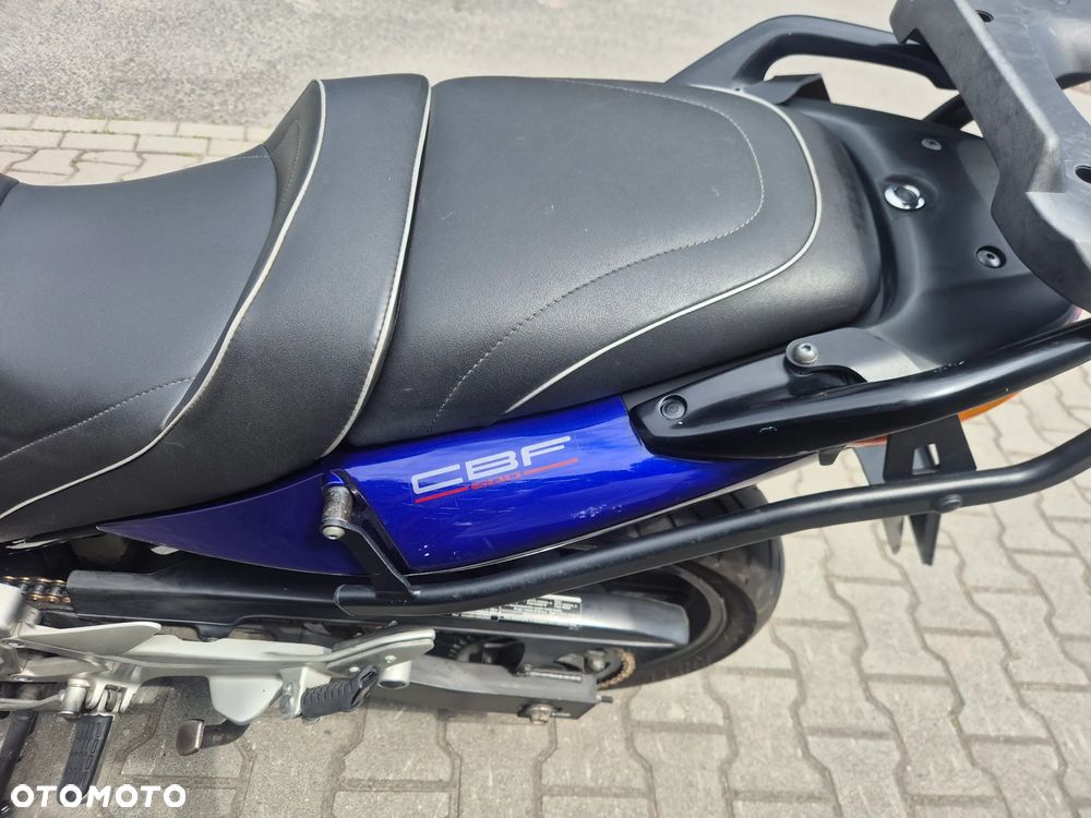 Honda CBF - 10