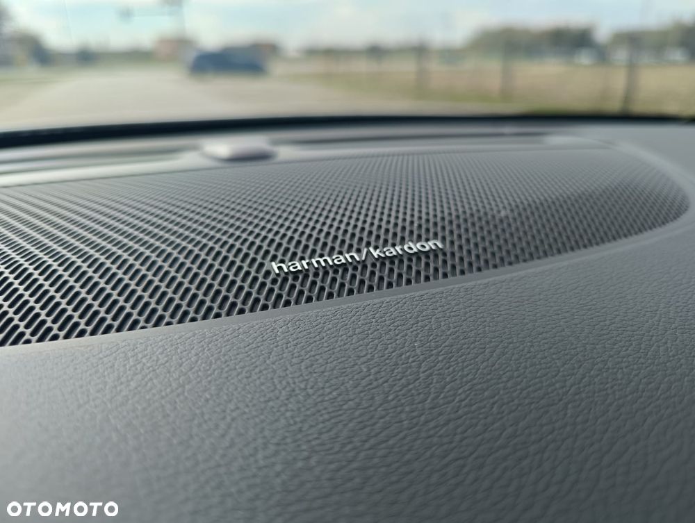 Volvo V60 T5 Geartronic R-Design - 23