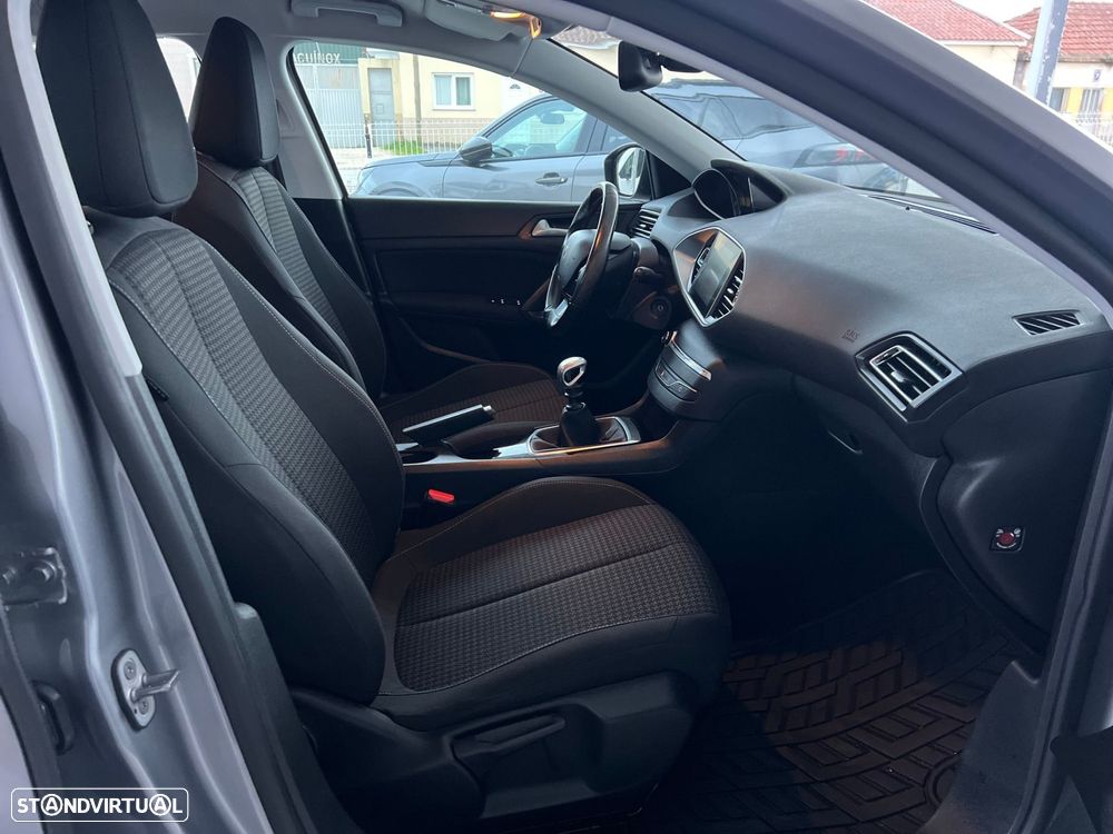 Peugeot 308 SW 1.5 BlueHDi Business Line - 17