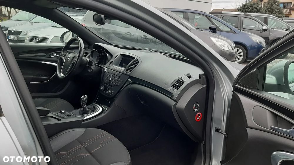 Opel Insignia - 19