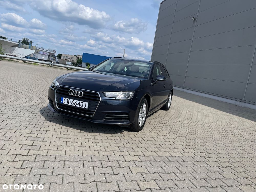 Audi A4 Avant - 4