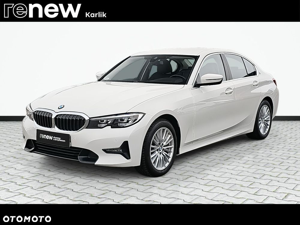 BMW Seria 3 318i Sport Line