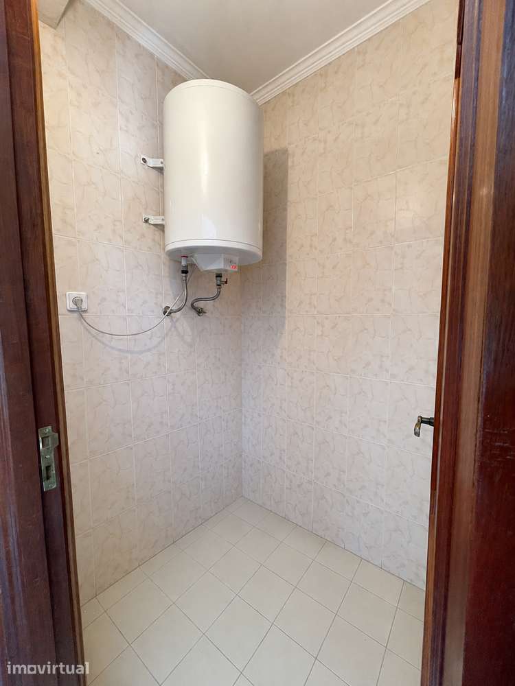 Apartamento  T3 - garagem - elevador - como novo - Grande imagem: 4/16