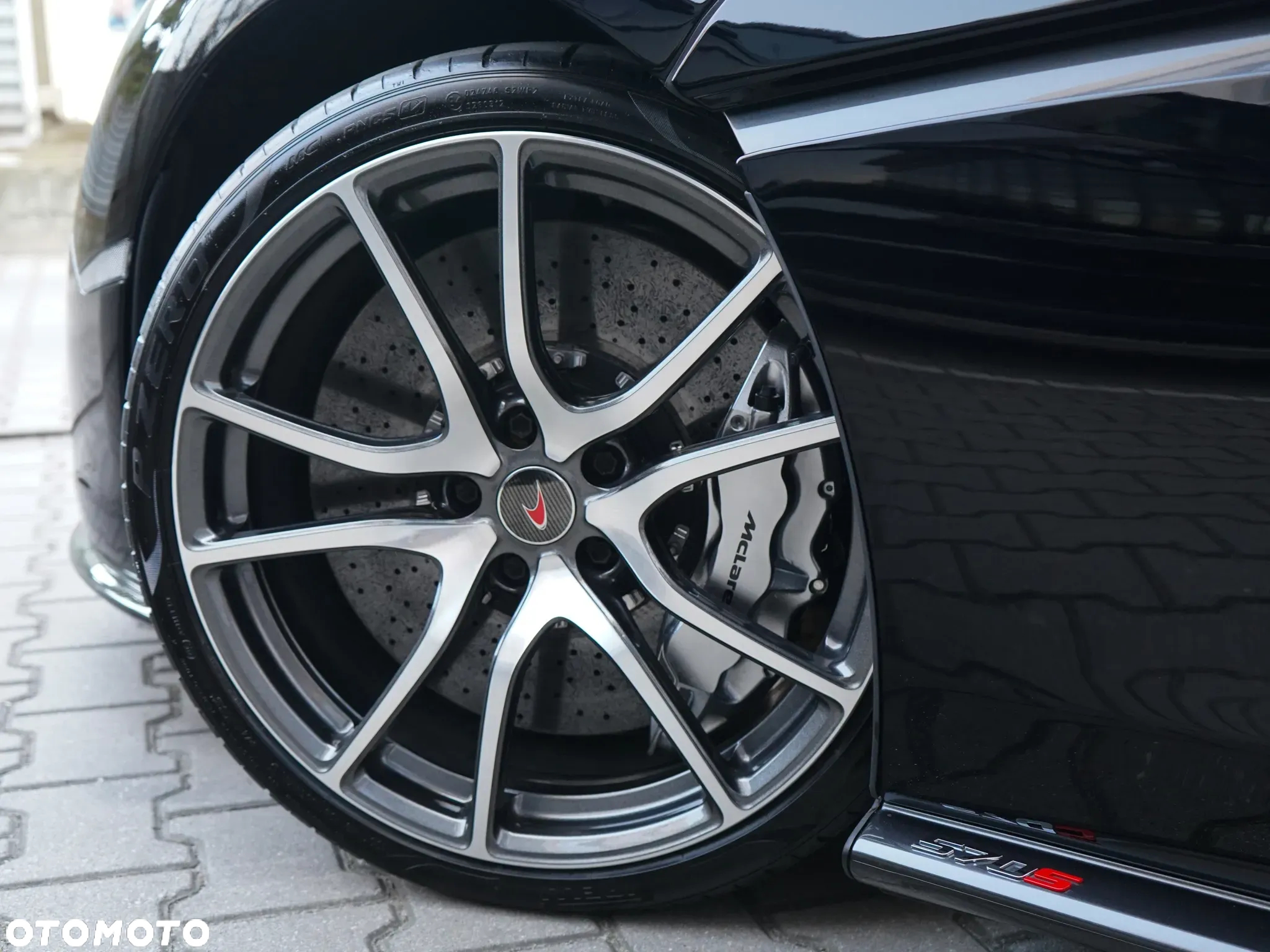 McLaren 570S Spider - 33