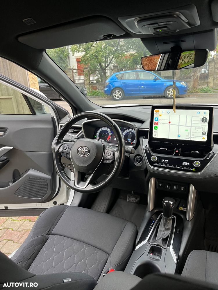 Toyota Corolla Cross Hybrid 2.0 VVT-i Lounge - 13