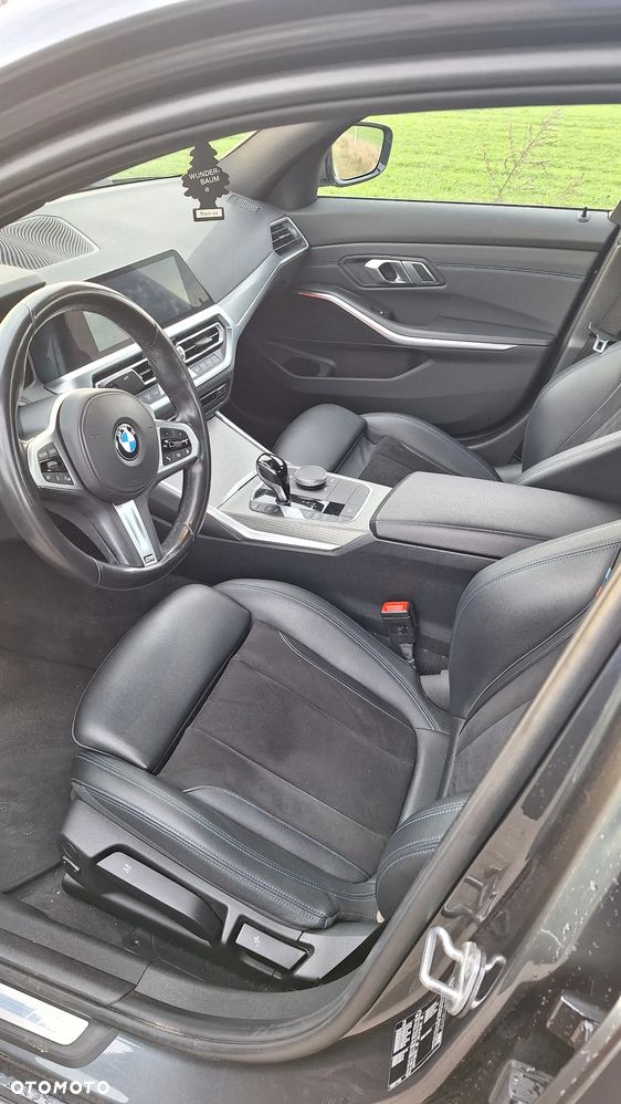 BMW Seria 3 320i M Sport sport - 16