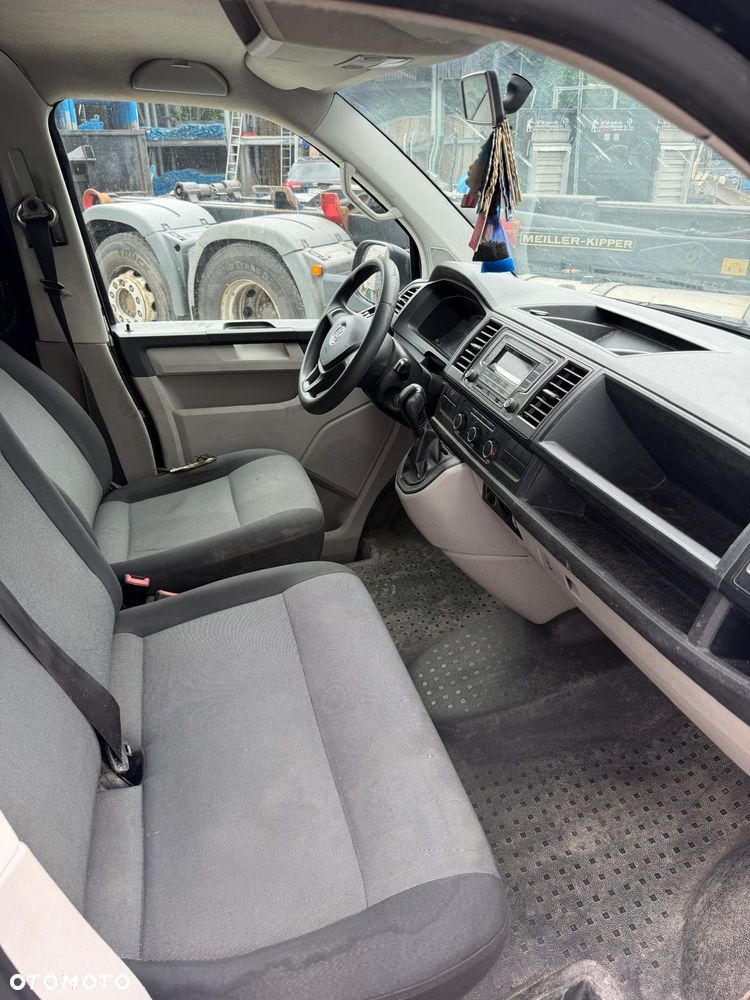 Volkswagen Transporter L1H1 DSG - 5