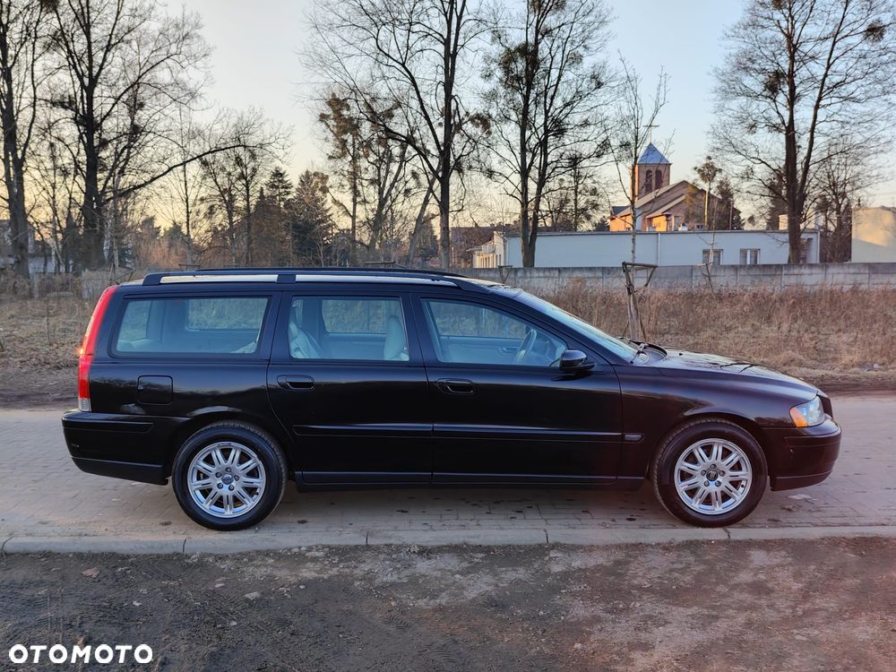 Volvo V70 D Summum - 6