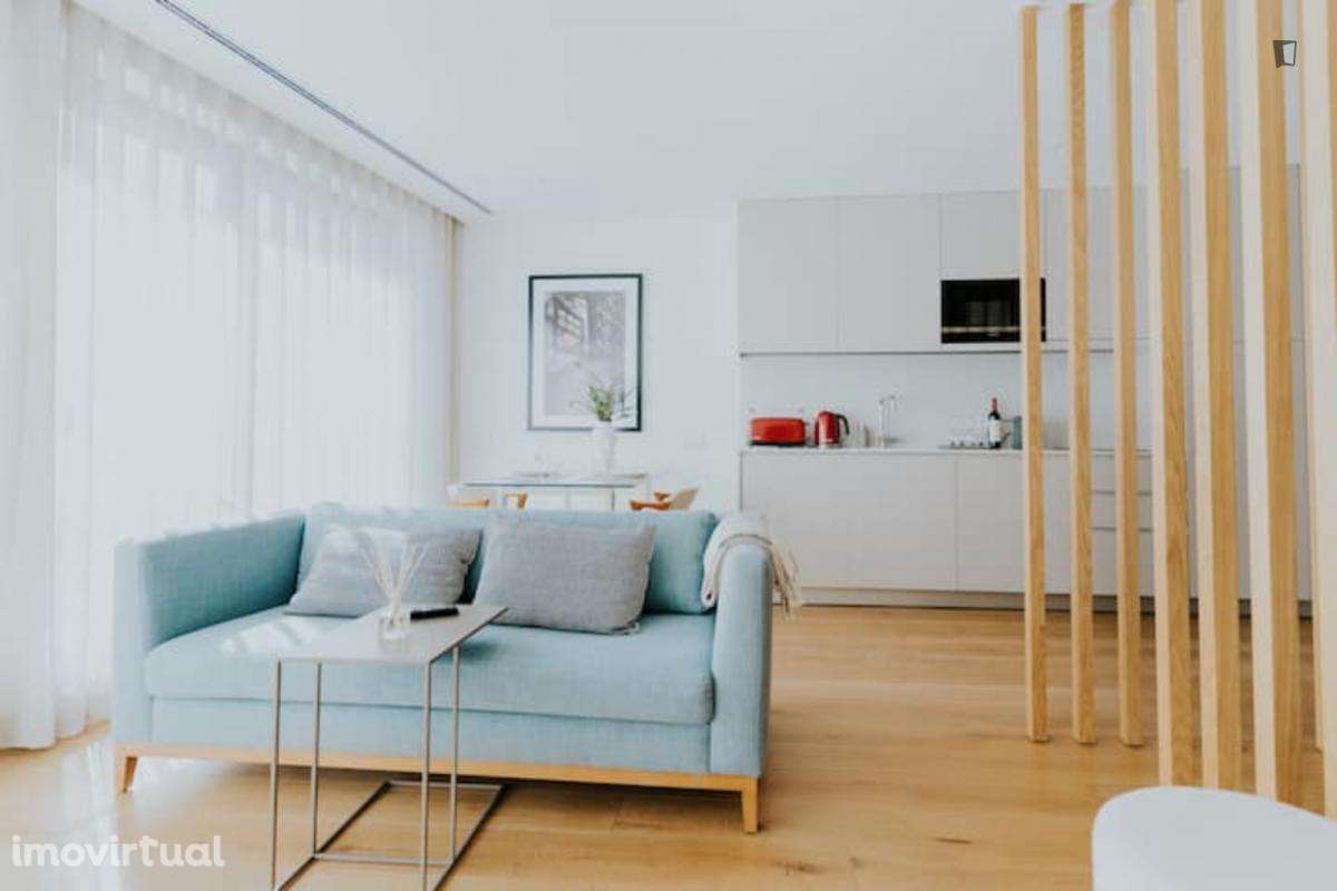 Estúdio - localizado em Santo Ildefonso Porto - Grande imagem: 5/13