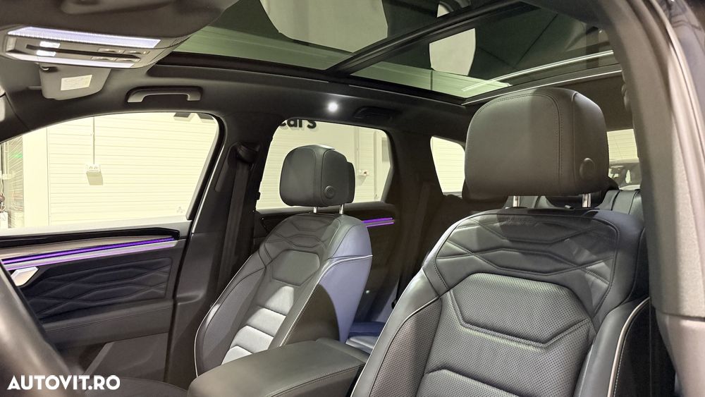 Volkswagen Touareg 3.0 V6 e-Hybrid 4Motion Aut. Elegance - 26