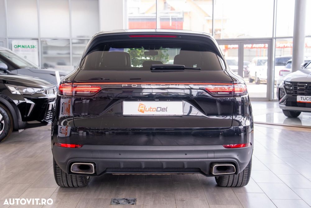Porsche Cayenne Tiptronic S - 10