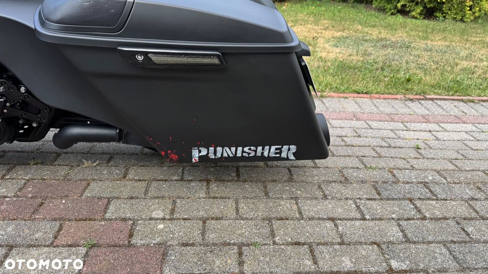 Harley-Davidson Touring Road Glide - 4