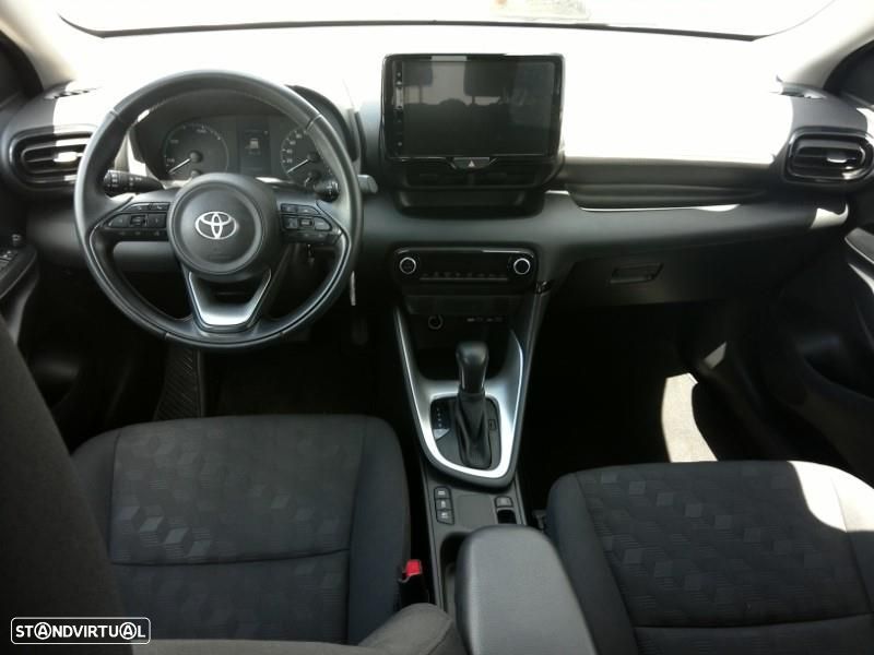Toyota Yaris - 9