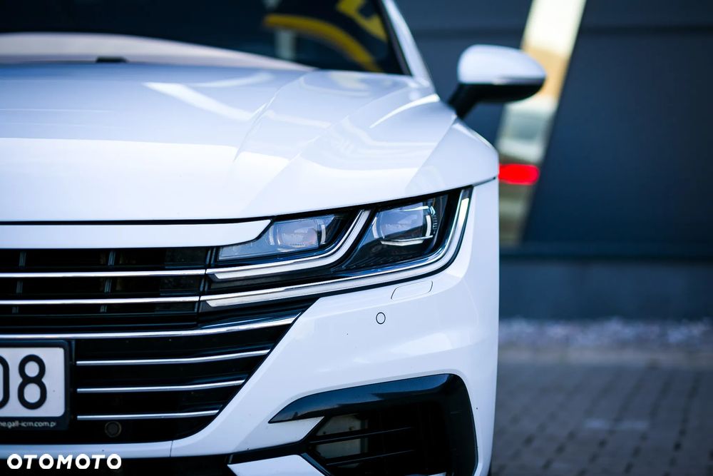 Volkswagen Arteon 2.0 TDI SCR R-Line DSG - 12
